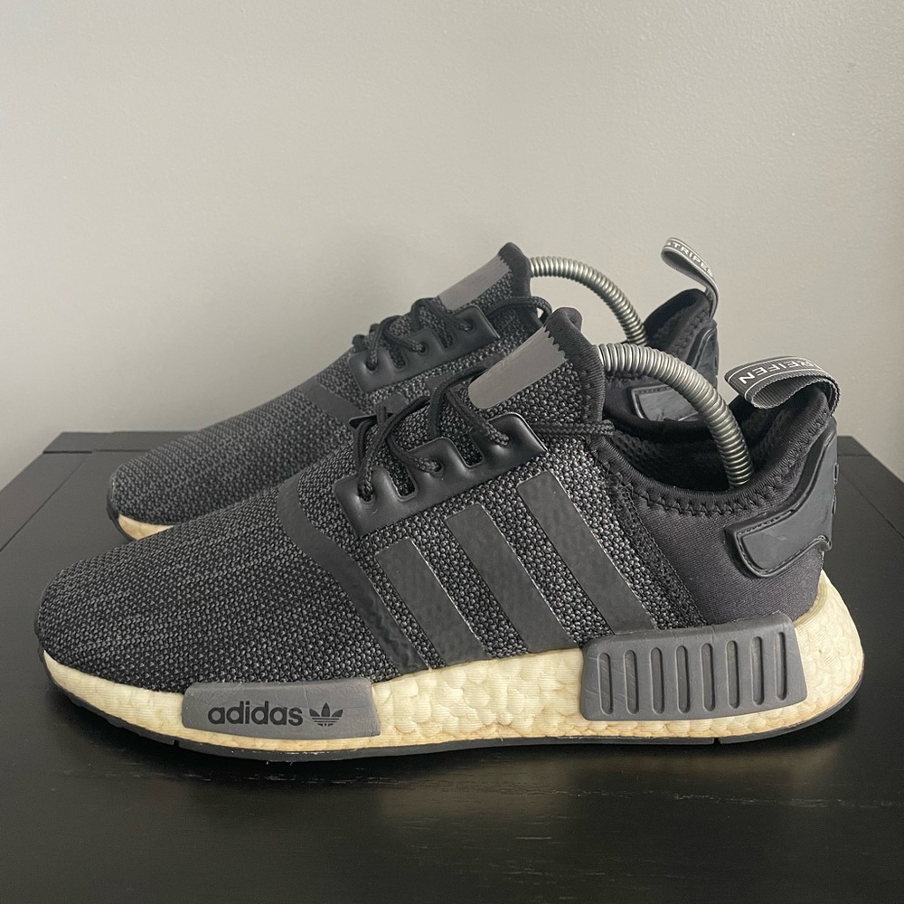 Men’s Adidas NMD_R1